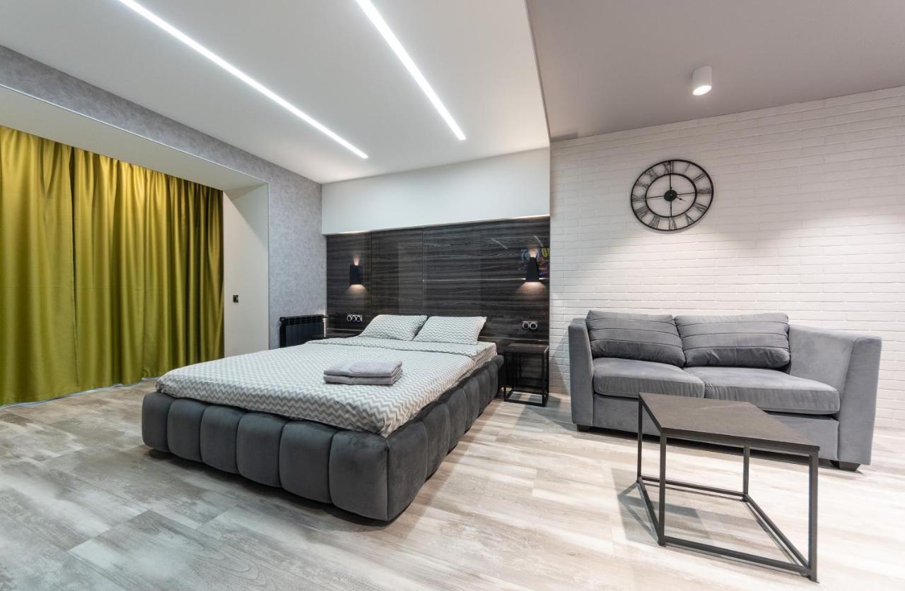 Luxrent Kreshatik Arenacity Skybar Kijów Zewnętrze zdjęcie