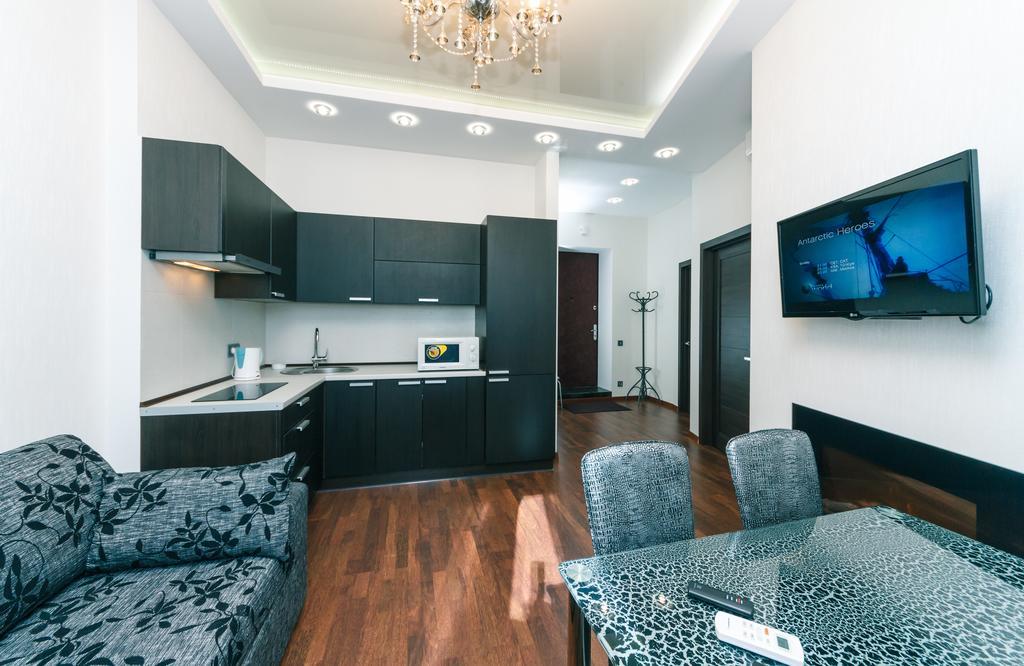 Luxrent Kreshatik Arenacity Skybar Kijów Zewnętrze zdjęcie