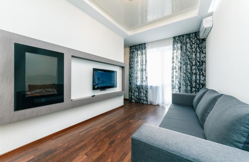 Luxrent Kreshatik Arenacity Skybar Kijów Zewnętrze zdjęcie