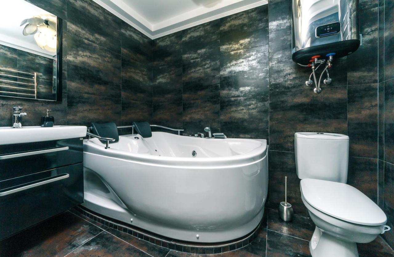 Luxrent Kreshatik Arenacity Skybar Kijów Zewnętrze zdjęcie